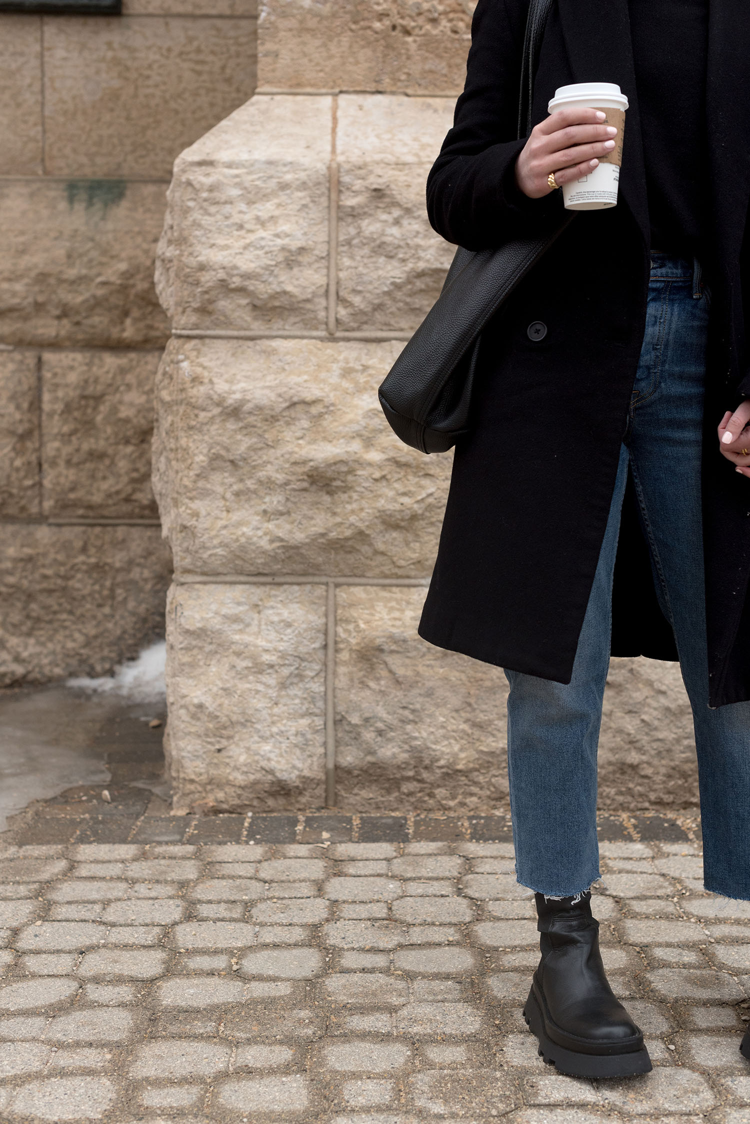 Coco & Vera - Grlfrnd jeans, Zara boots, Guyana tote